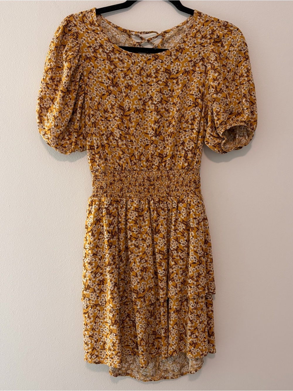Wild Fable Yellow Floral Puff Sleeve Open Back Mini Dress Size Medium